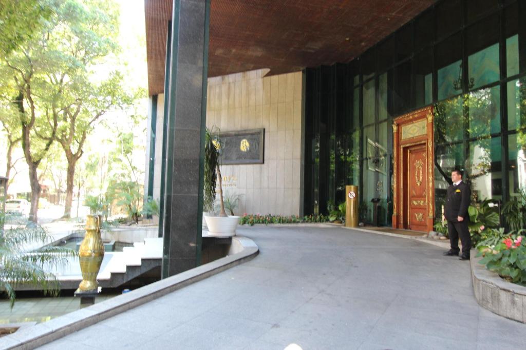  Tiffany's Ipanema 4MAD