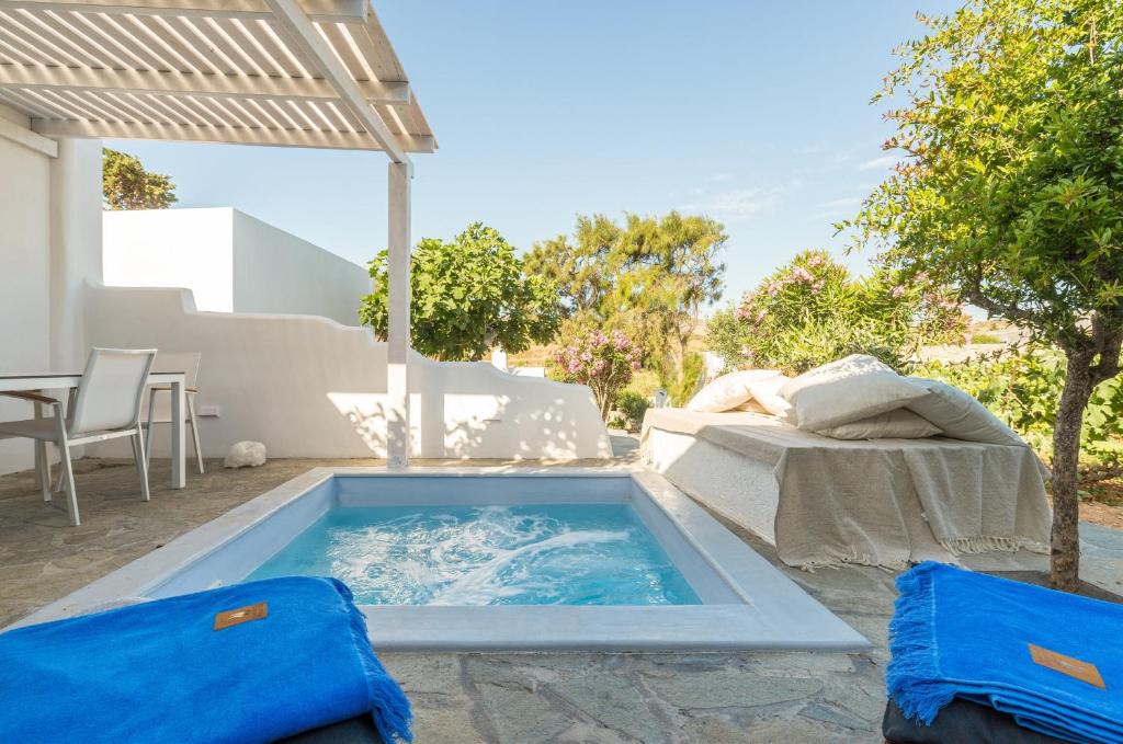 Patio nebo venkovní prostory v ubytování Syros village suites