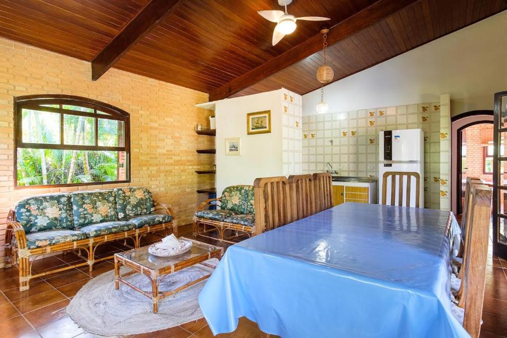  Casa pé na areia Praia do Prumirim