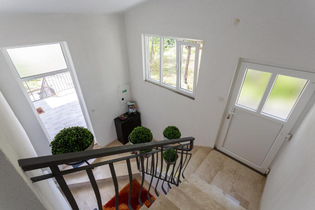 Fotografia z galérie ubytovania Apartments Lidija - sea view apartment with exclusive right of using hot tub or split level apartment with exclusive right of using pool v destinácii Podstrana