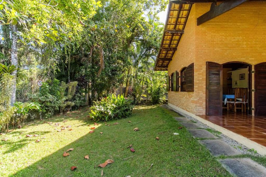  Casa pé na areia Praia do Prumirim