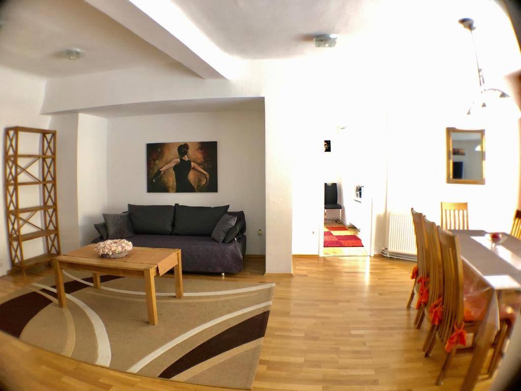 Posezení v ubytování Apartment zur Brücke