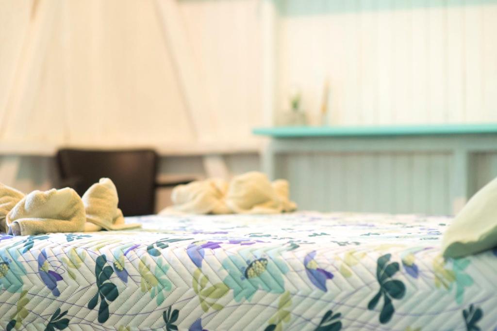 Postel nebo postele na pokoji v ubytování Madre Selva Hostel