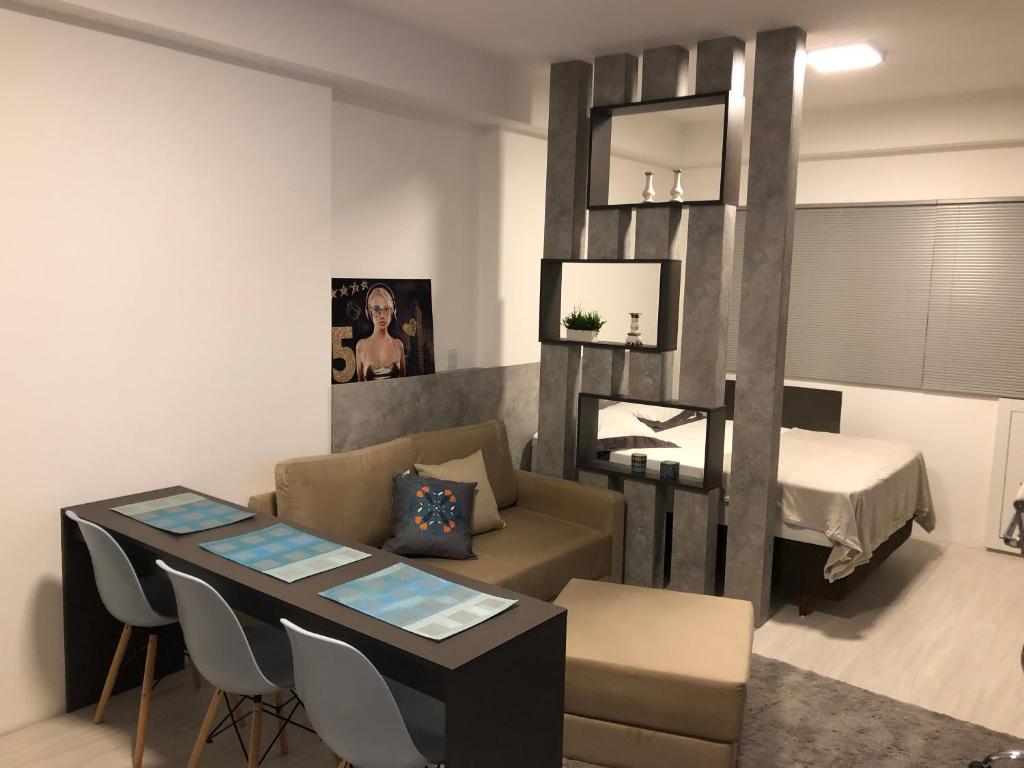  Apartamento decorado no batel