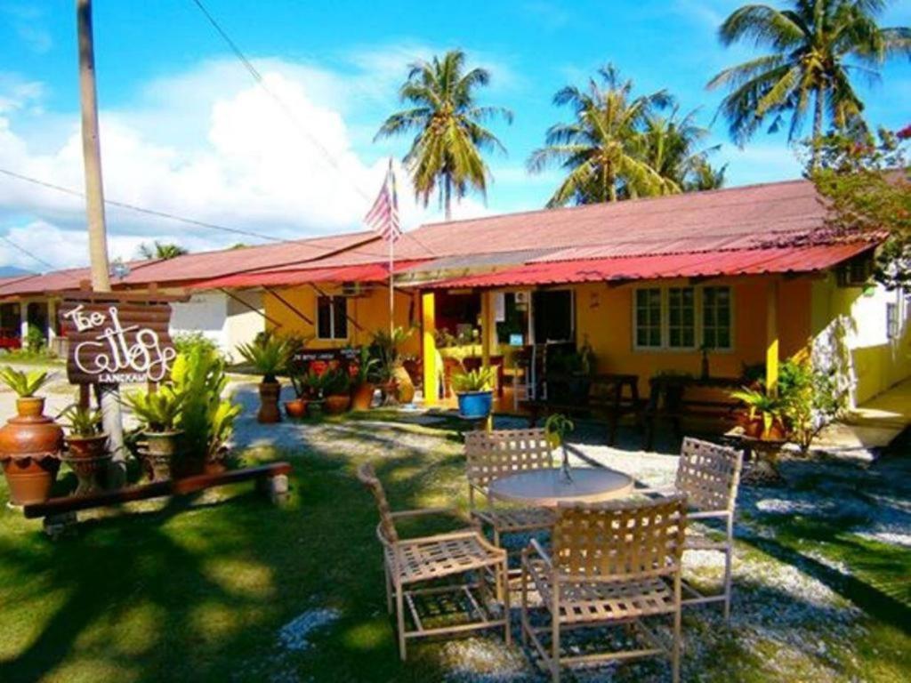 Zahrada ubytování THE COTTAGE LANGKAWI