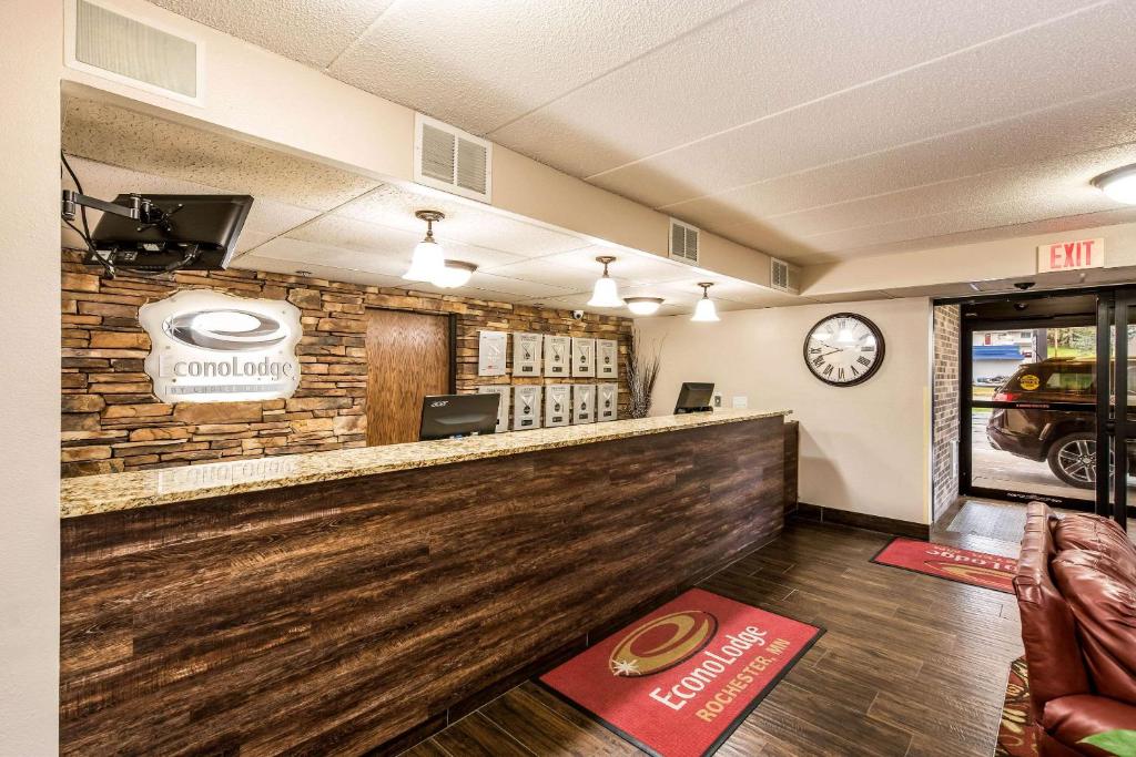 Econo Lodge Mayo Clinic Area photo