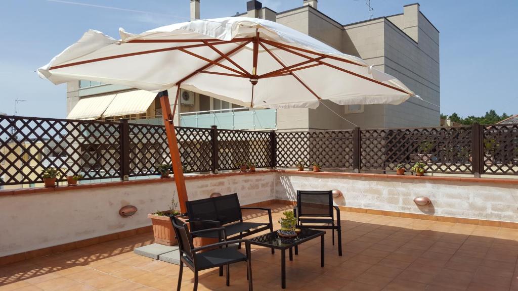 Balkón alebo terasa v ubytovaní Terrazza Zèfiro Casa vacanze