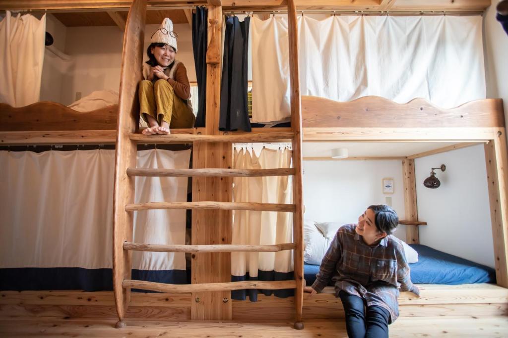 Hosté ubytování Katsuo Guest House