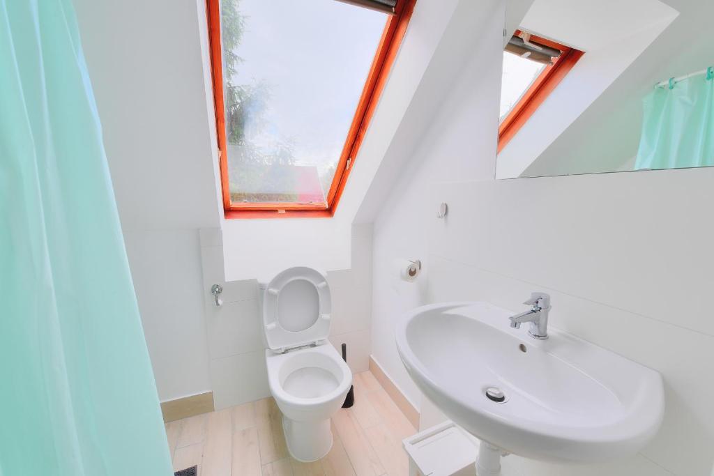 Kúpeľňa v ubytovaní Oliver Inn