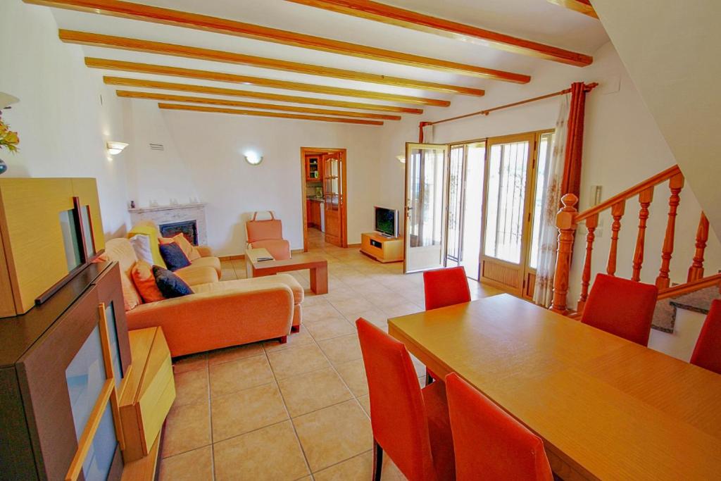 Marques - holiday home with private swimming pool in ...