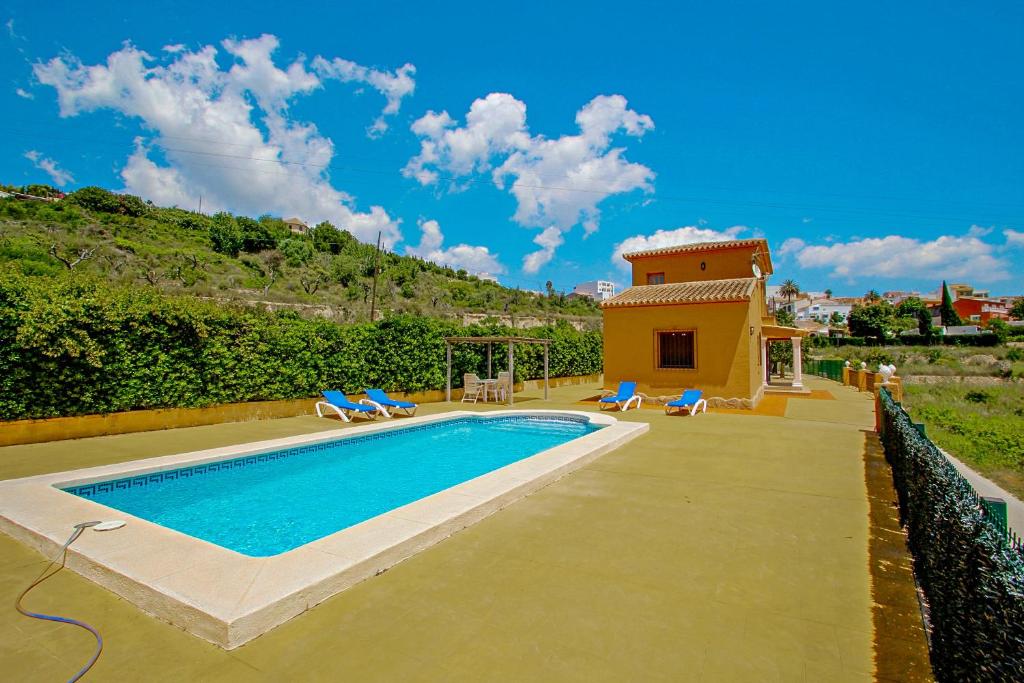 Marques - holiday home with private swimming pool in ...
