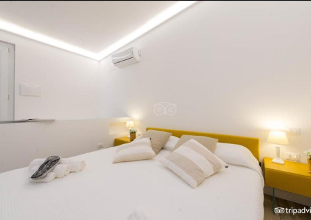B&B Mondello Design - Suite Met Uitzicht Op De Tuin