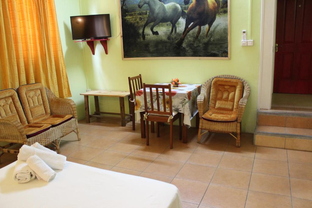 Voodi või voodid majutusasutuse SM Lodge toas