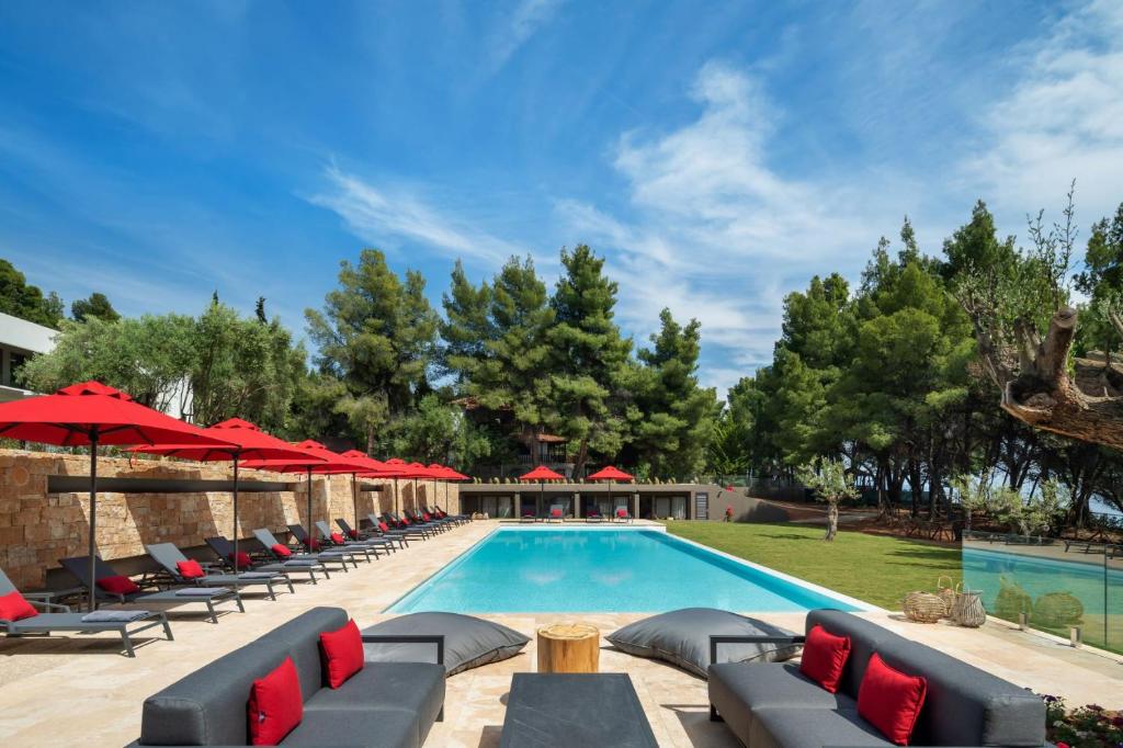 Bazén v ubytování Amantes Villas and Suites nebo v jeho okolí