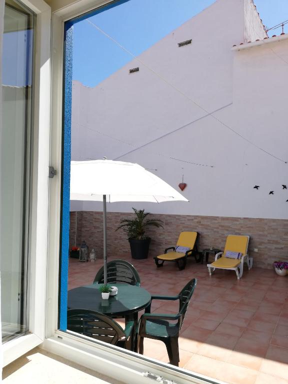 Blue Moon Guesthouse - 7