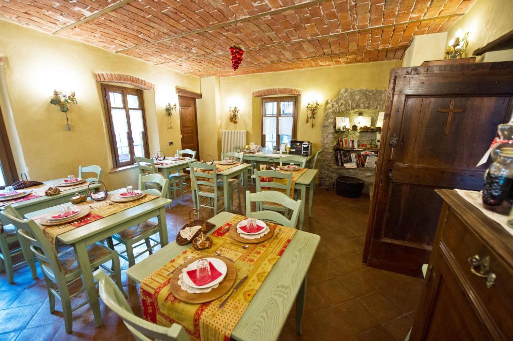 Posezení v ubytování La Maison Des Vignerons Chambres D'Hotes B&B