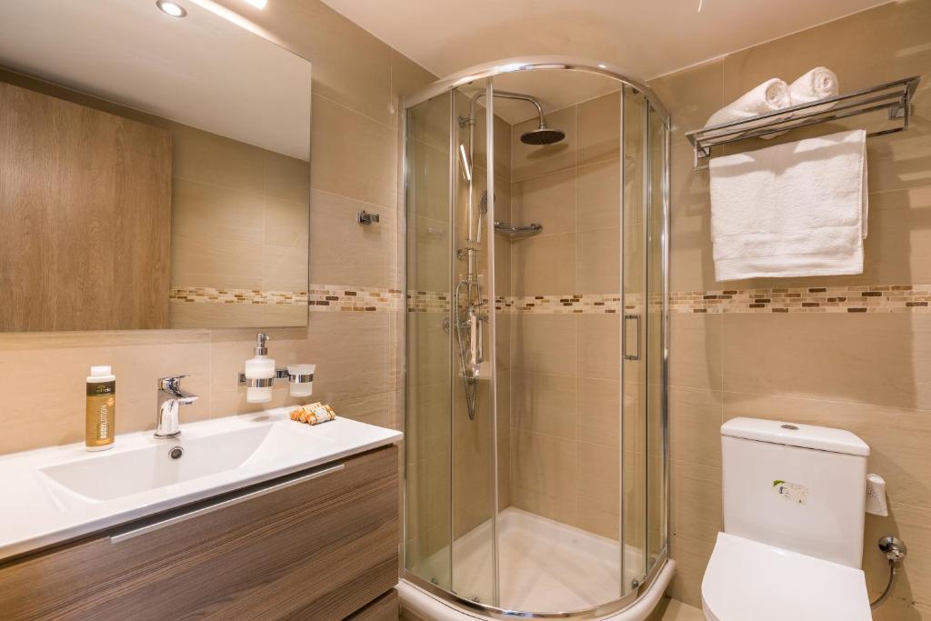 Koupelna v ubytování Bolla D'Oro Luxury Villas