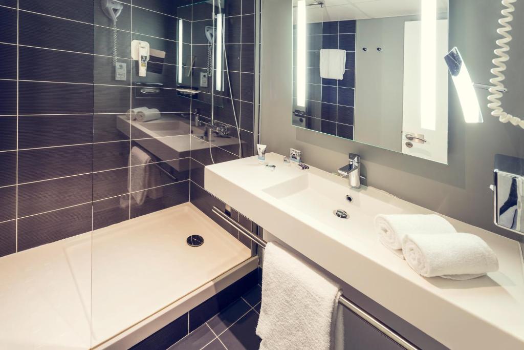 Koupelna v ubytování Mercure Compiègne Sud