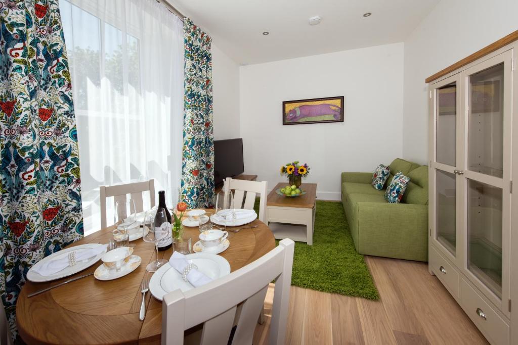 Best Luxury Apart Hotel in Oxford- Beechwood House