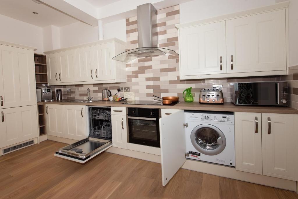 Best Luxury Apart Hotel in Oxford- Beechwood House - 