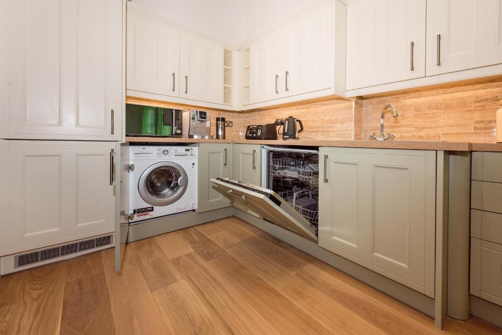 Best Luxury Apart Hotel in Oxford- Beechwood House - 