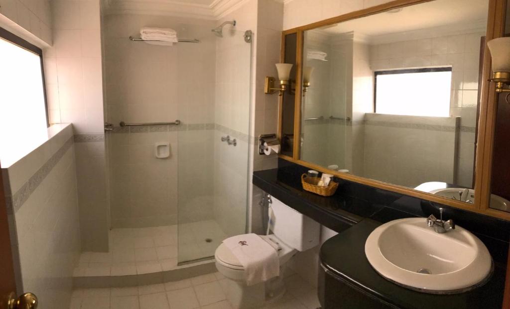 Koupelna v ubytování The Executive Hotel Lahad Datu