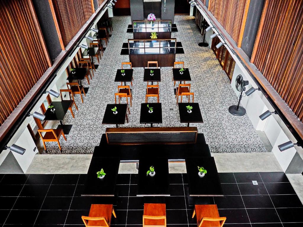 Hua Hin Habitat Hotel- SHA Extra Plus - Resim 7