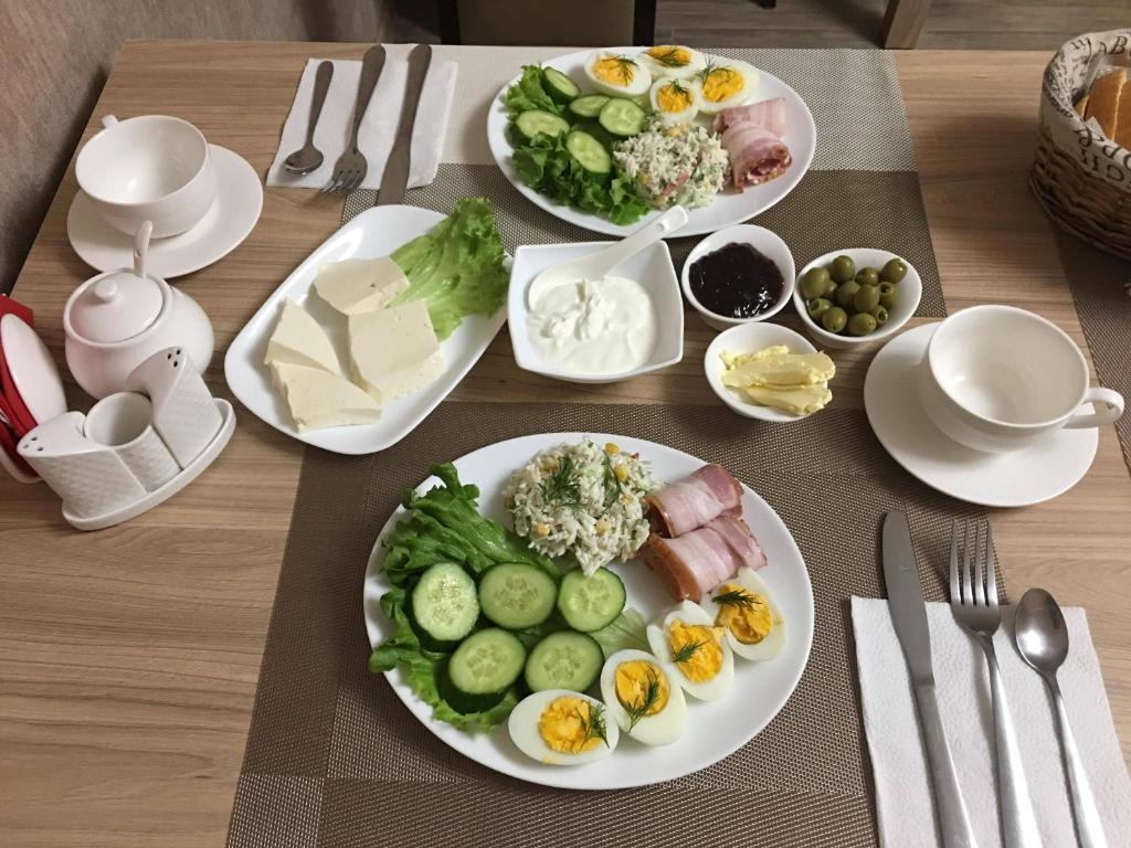 Jídlo v hotelu nebo okolí