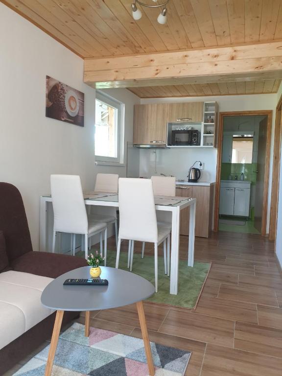 Apartments Laura - 8