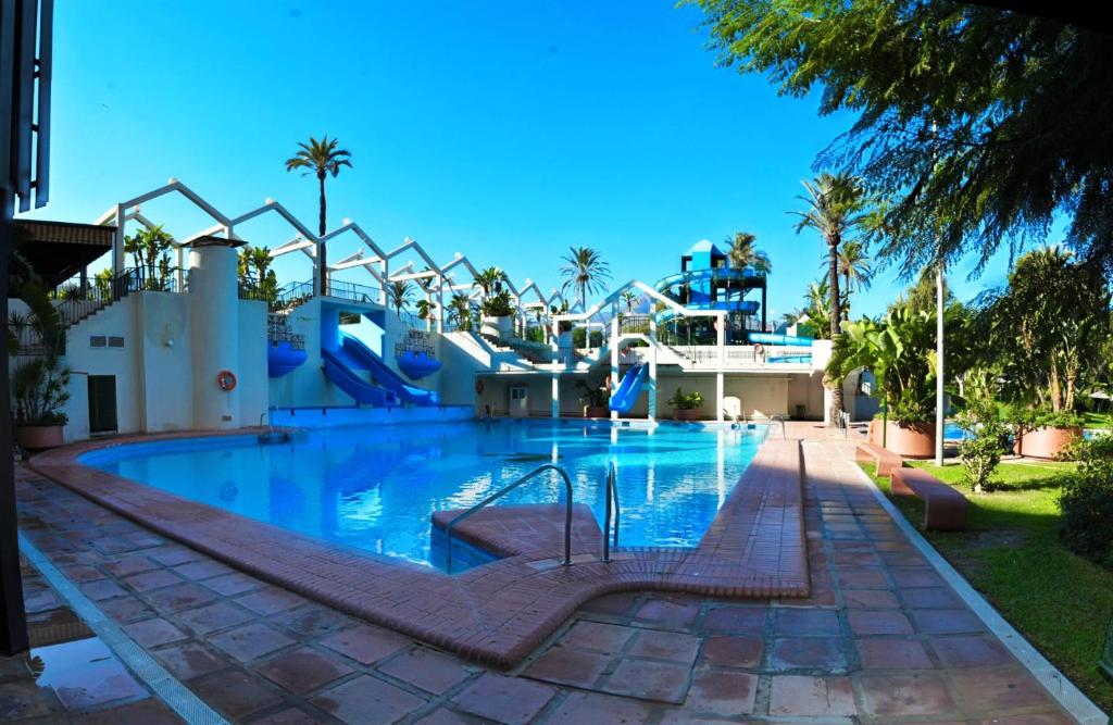 The swimming pool at or close to Benal Beach Holidays