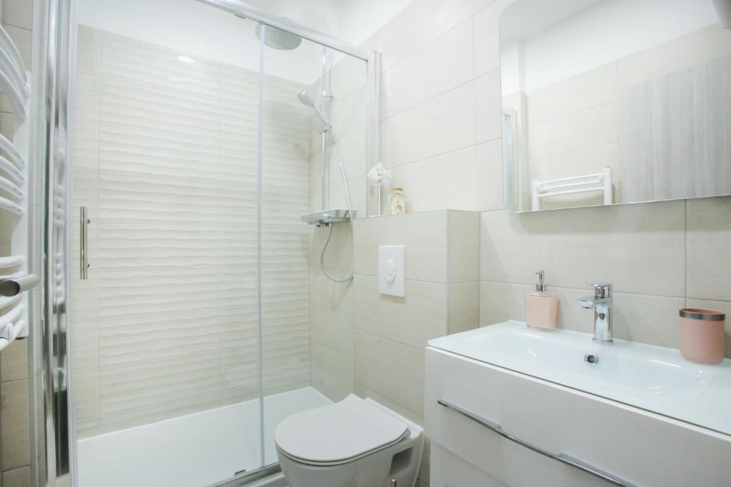 Koupelna v ubytování D&D Suites in Split Centre
