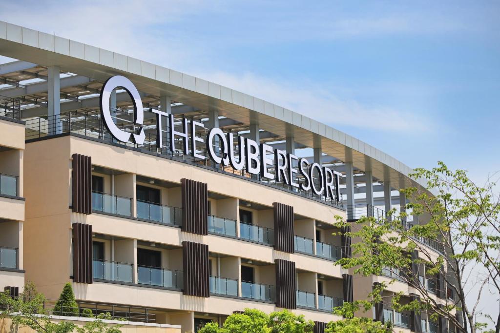 Gallery image of The Qube Resort Jeju in Seogwipo