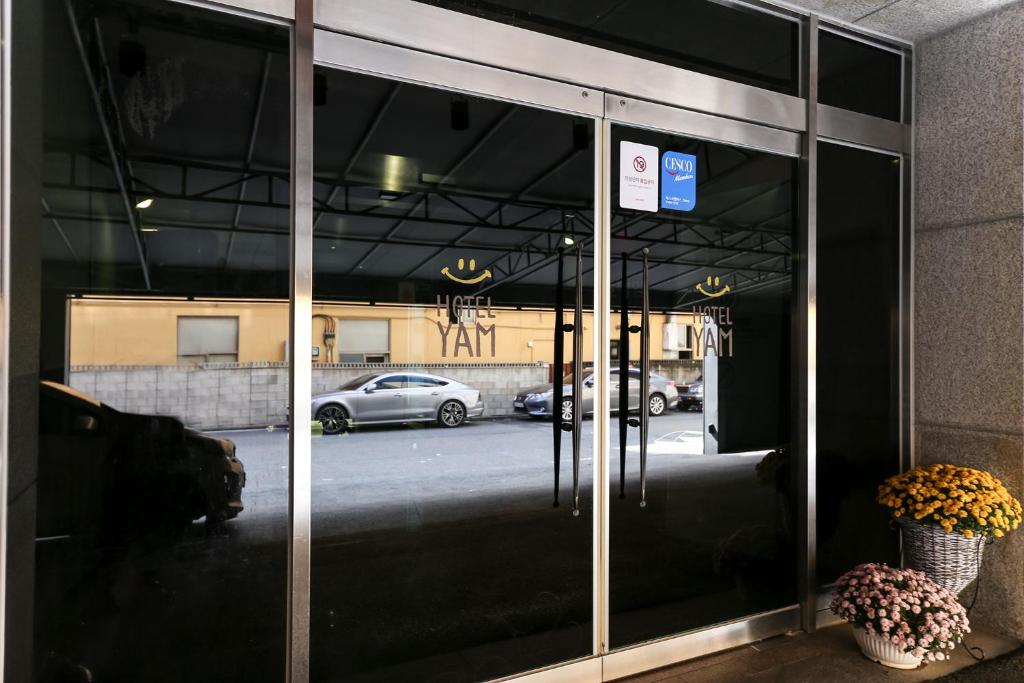 Fotografie z fotogalerie ubytování Hotel Yam v destinaci Tedžon