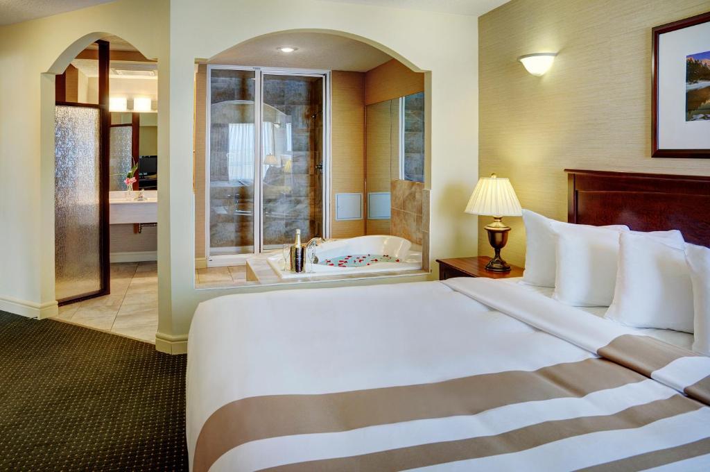 Chateau Nova Kingsway - Resim 16