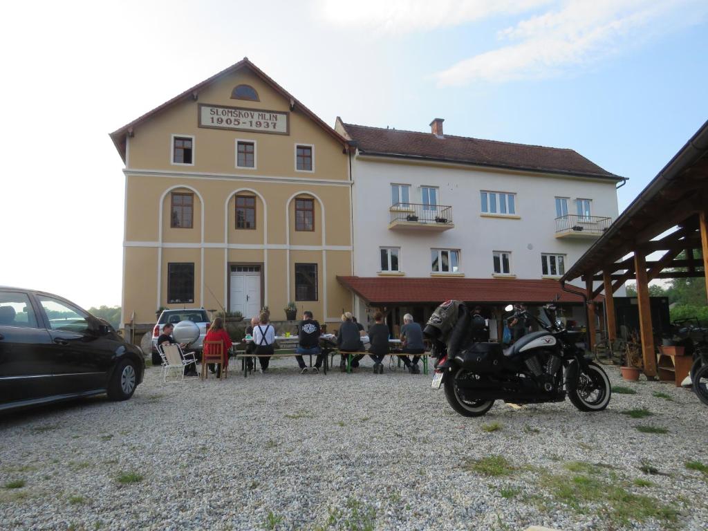 Fotografie z fotogalerie ubytování Mill House Apartment and Camping v destinaci Ljutomer