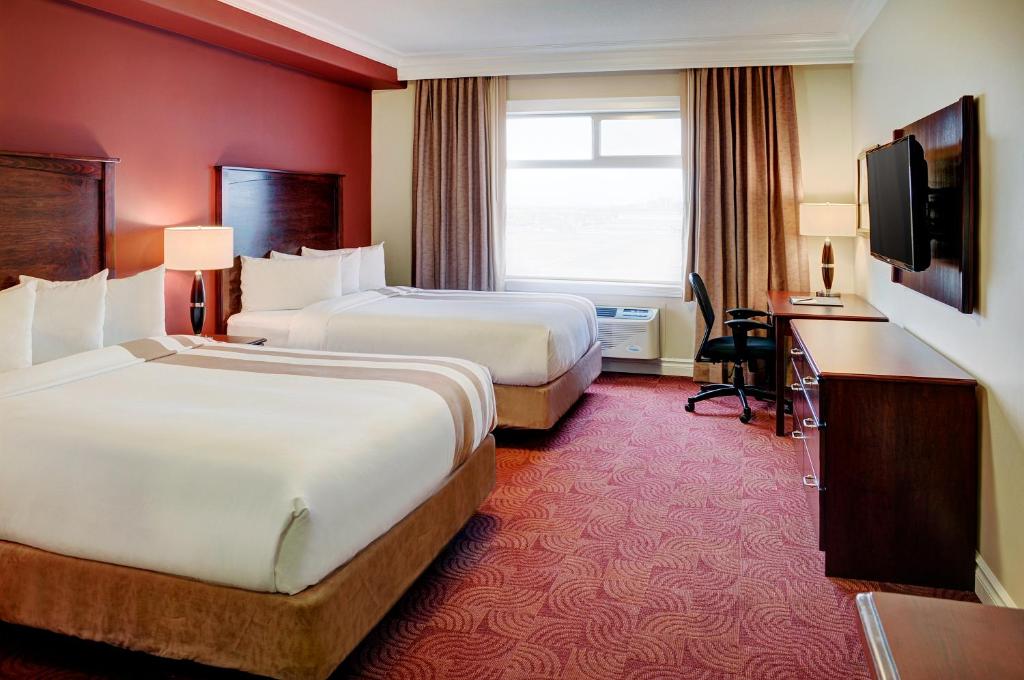 
Queen Room with Two Queen Beds
