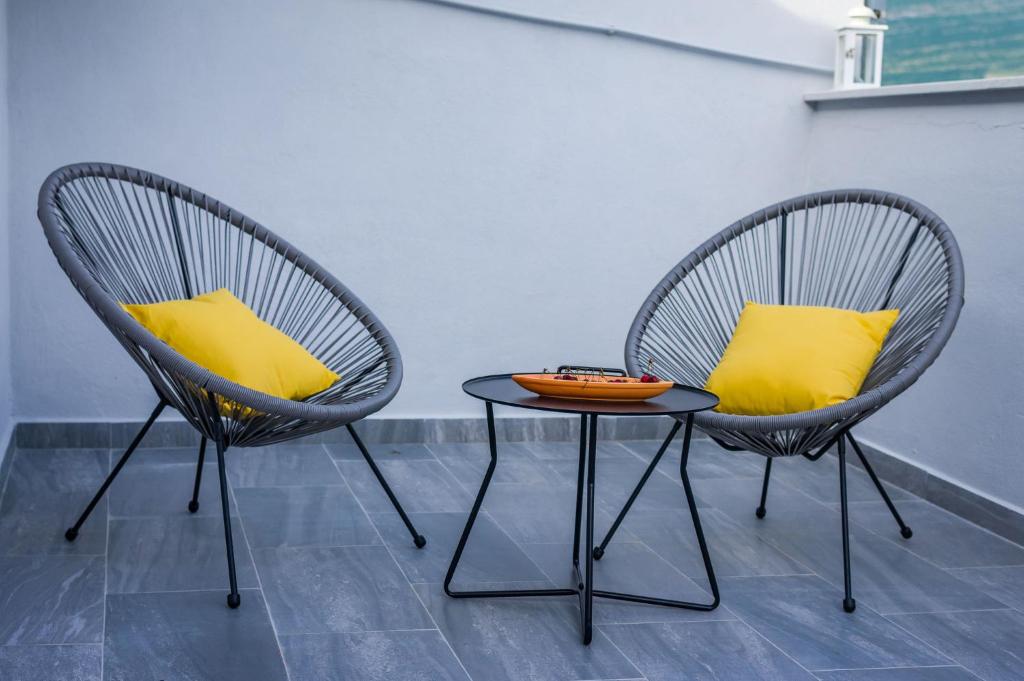 Posedenie v ubytovaní Apartmani NEVA, Pridraga