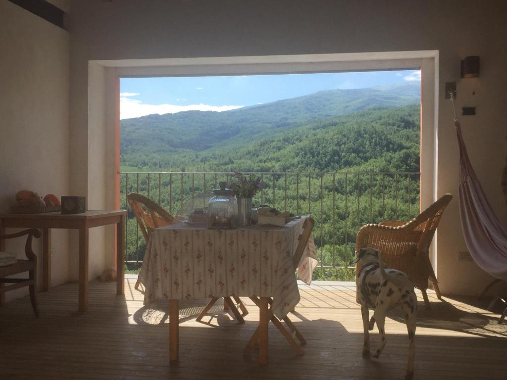Nespecifikovaný výhled na hory nebo výhled na hory při pohledu z bed and breakfast