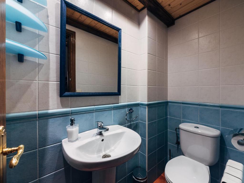 Cozy Holiday Home near Ski Bus in Aragon (Spanje Hoz de Jaca ...