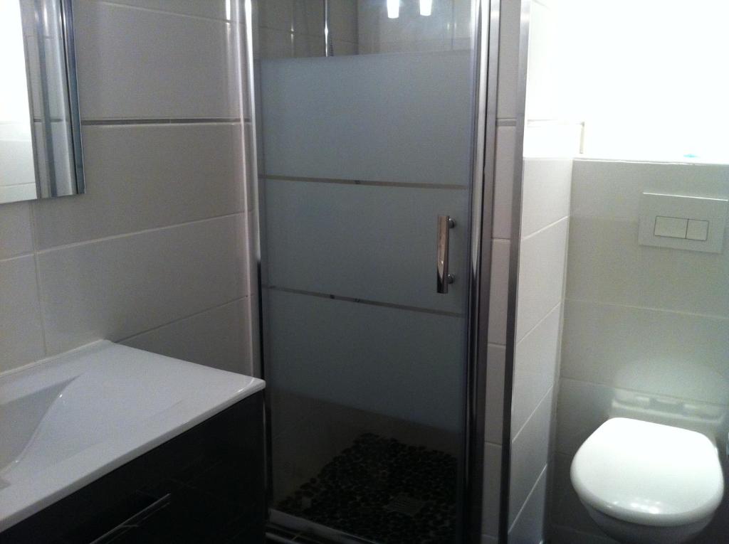 Hôtel L'Eau Des Collines - Resim 17