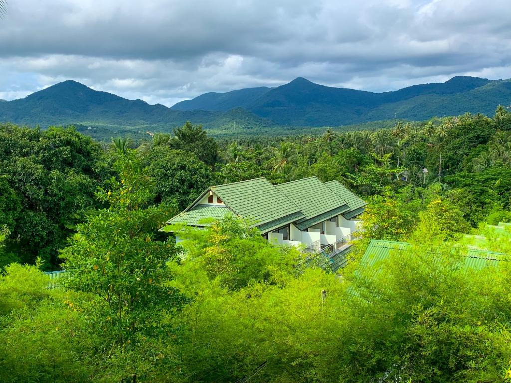 Golden Hill Resort Room