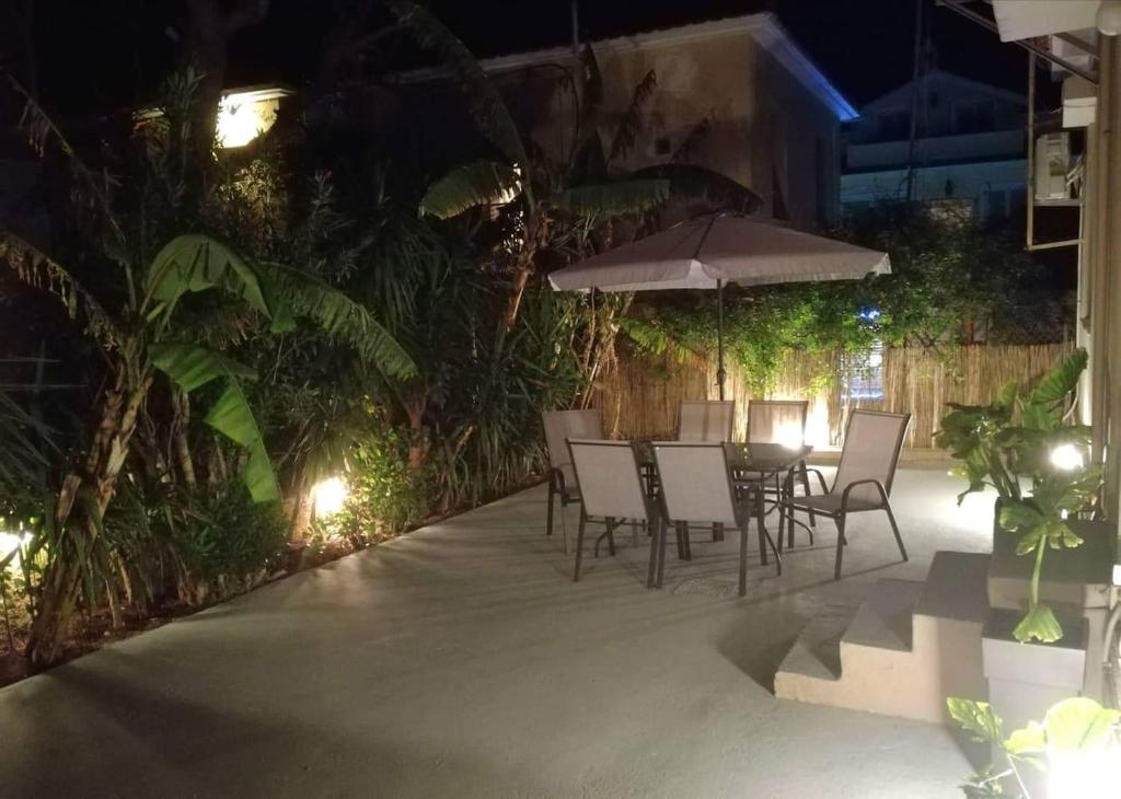 Κήπος έξω από το Sweet Home (50m from center Lithostroto)