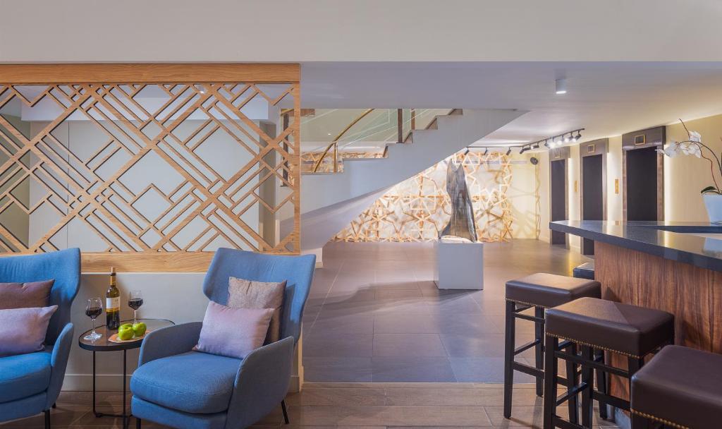 Posezení v ubytování Cassia Hotel Jerusalem