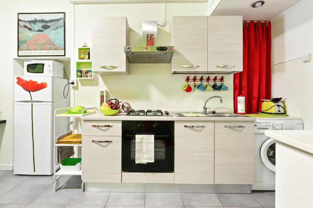 Kuchnia lub aneks kuchenny w obiekcie Cenisio & Sempione Cosy Flat