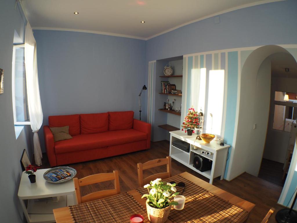 Posezení v ubytování Cosy appartment w/ terrace in the old city centre