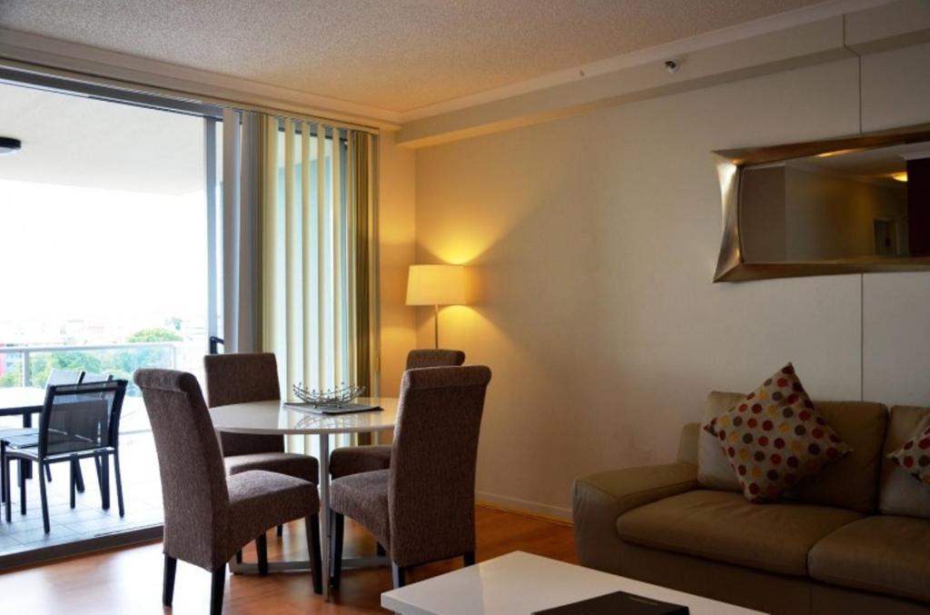 Frisco Apartments - Resim 5