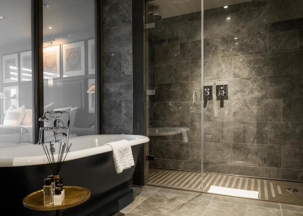 Dakota Manchester - Resim 44