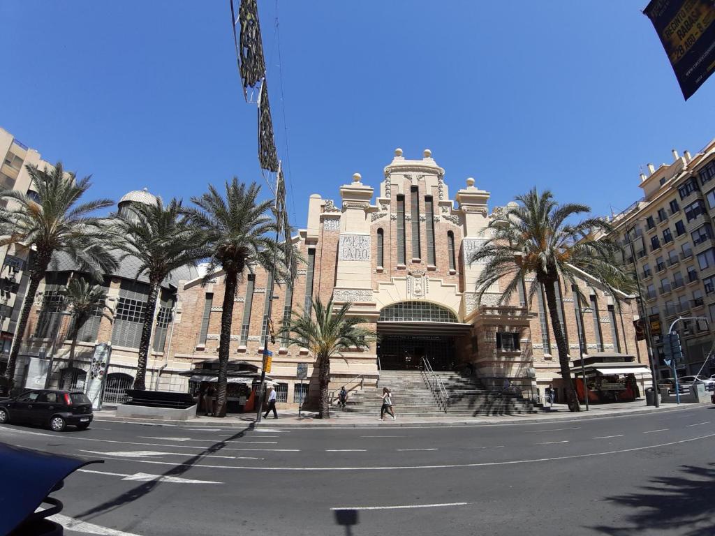 Apartamento Grande - Castillo Santa Barbara, Alicante ...