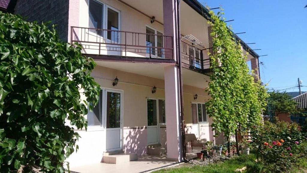 Кабардинка партизанская отель. Партизанская кабардинка гостевые дома. Капри кабардинка. Партизанская кабардинка гостевые дома. Кабардинка партизанская 65.