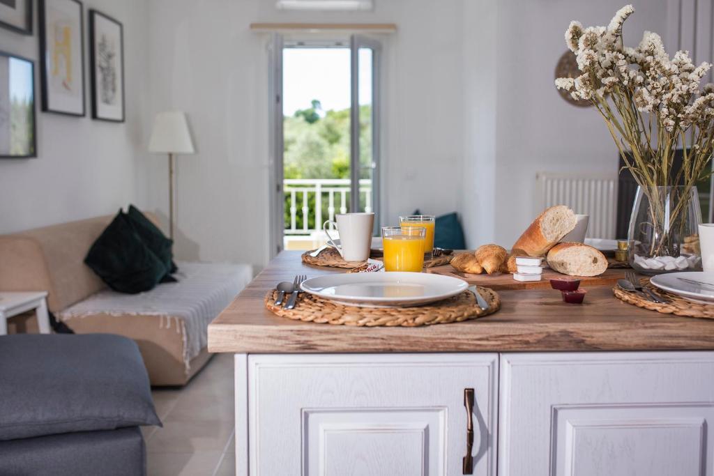 Domus Lux Houses by Konnect - 10